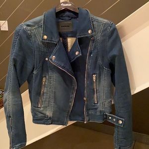 Jean jacket - Blank NYC size Small